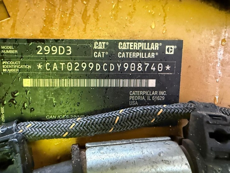 2022-caterpillar-299d3-image-29