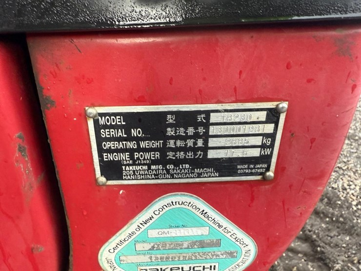 2017-takeuchi-tb230-image-27