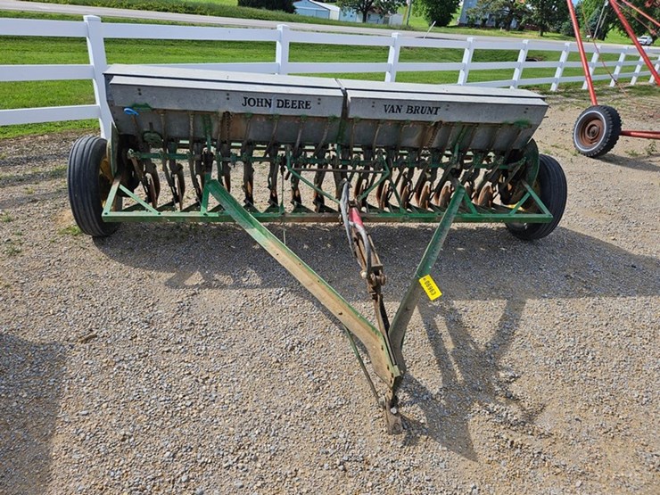 john-deere-10-image-8