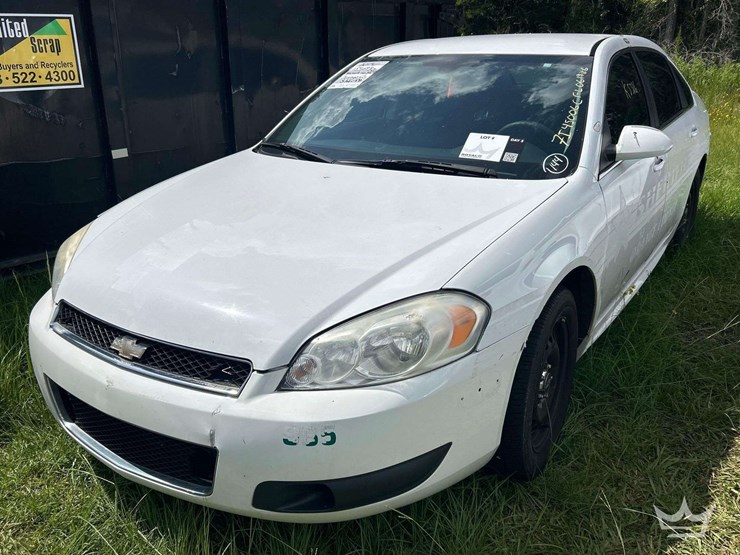 2014-chevrolet-impala-sedan-image-1