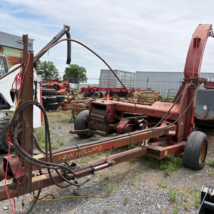 NEW HOLLAND 770
