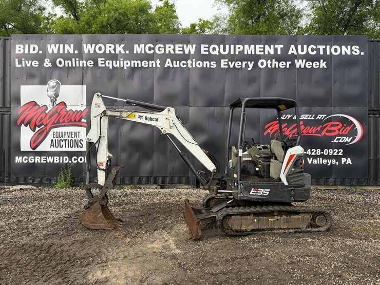 2019-bobcat-e35-image-1