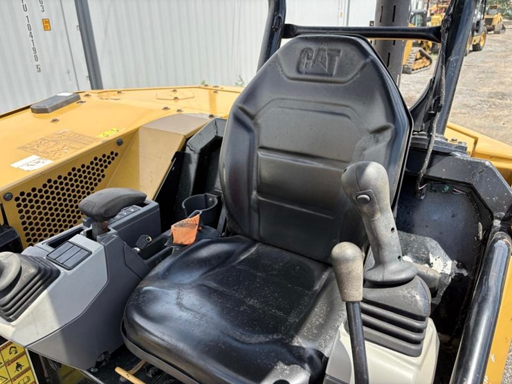 2021-caterpillar-306-cr-image-18