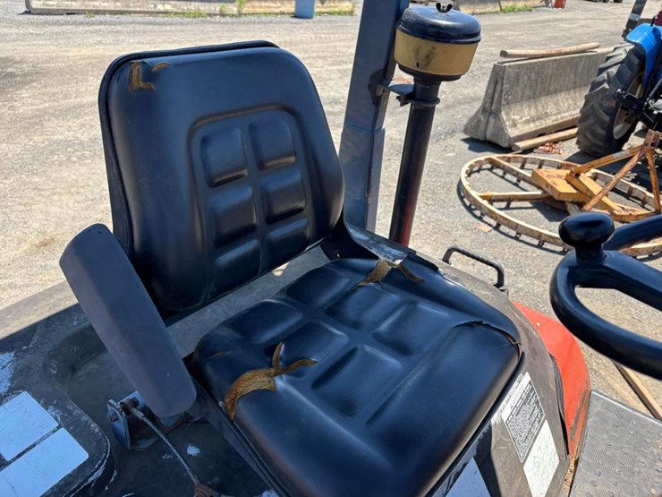 kubota-r420-image-16