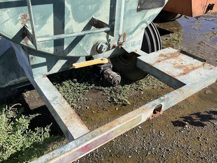 2000-custom-trailer-image-6
