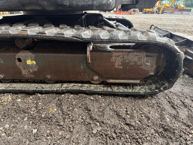 2019-bobcat-e35-image-14