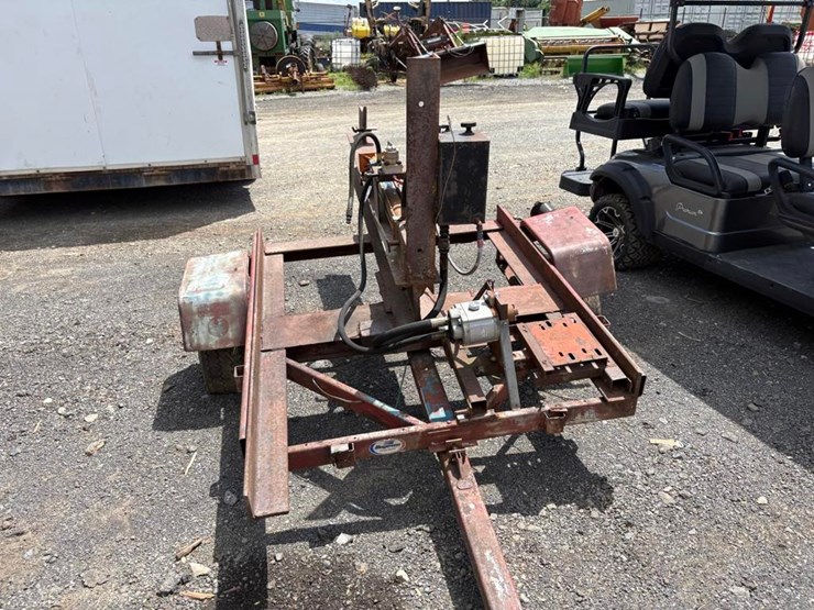log-splitter-image-2