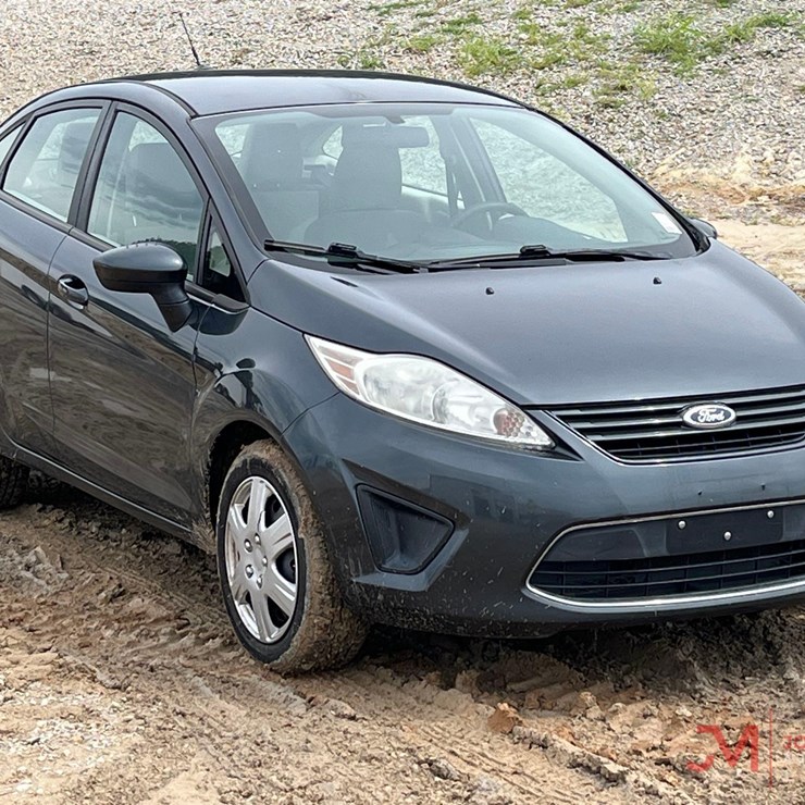 2011 FORD 138