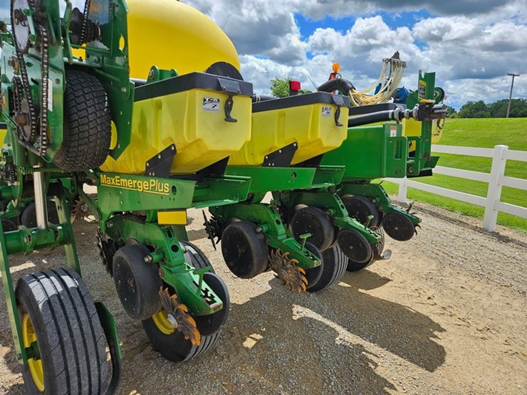 john-deere-1770-image-48