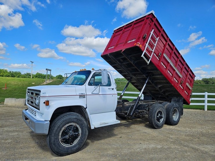 1979-gmc-7000-image-15