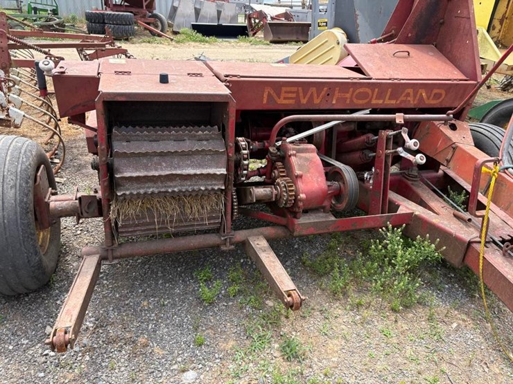 new-holland-770-image-3