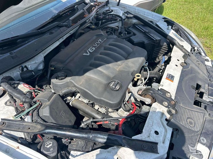 2014-chevrolet-impala-sedan-image-8