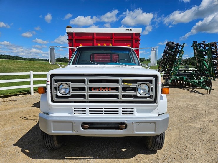 1979-gmc-7000-image-8