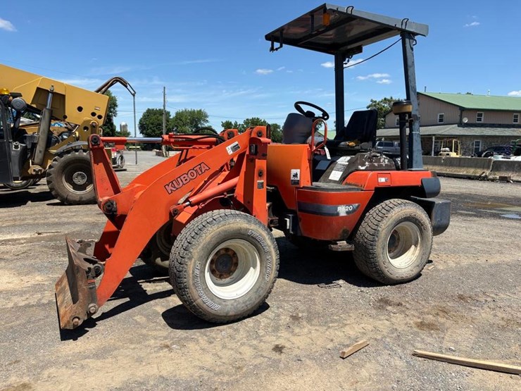 kubota-r420-image-2