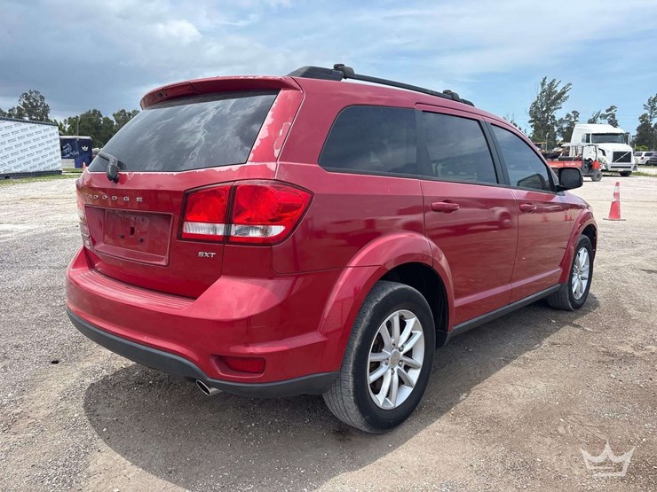 2014-dodge-journey-image-3
