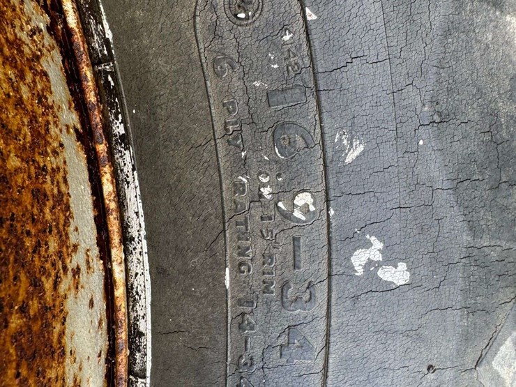 16.9-34-clamp-on-duals-w/-10"-spacer-image-10
