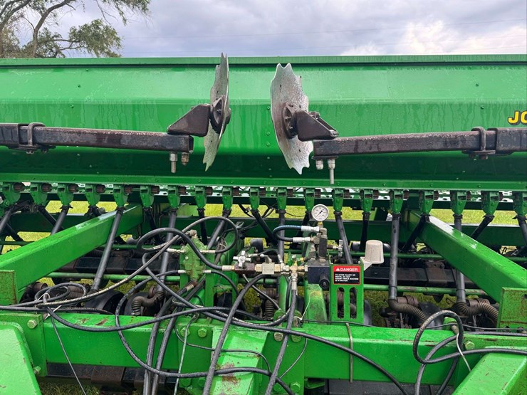 1998-john-deere-1560-image-24