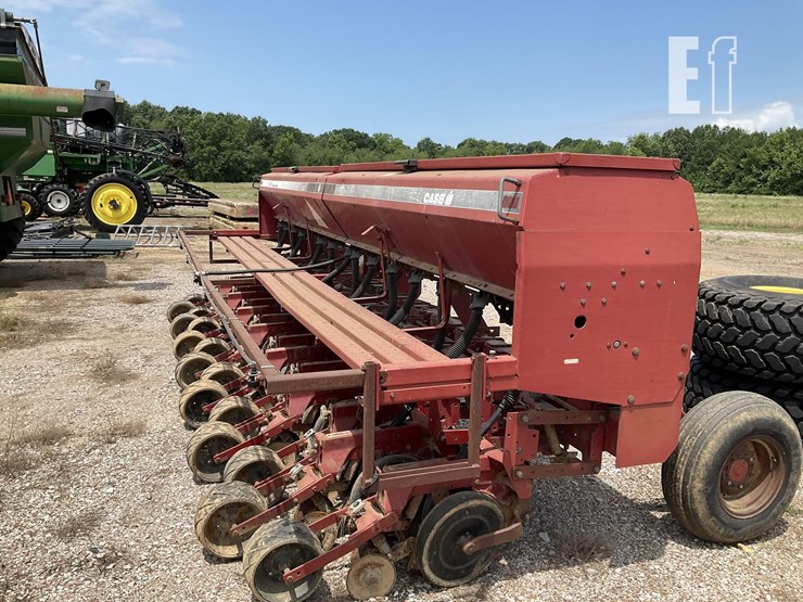 case-ih-5400-image-4