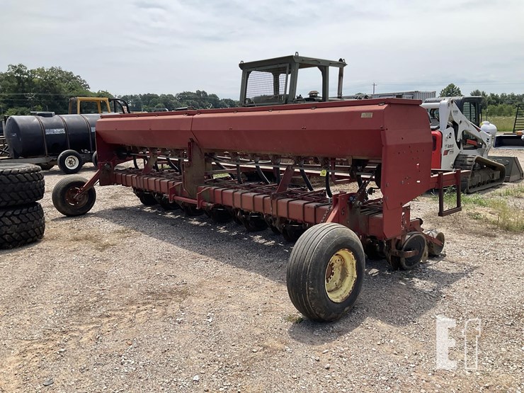 case-ih-5400-image-1