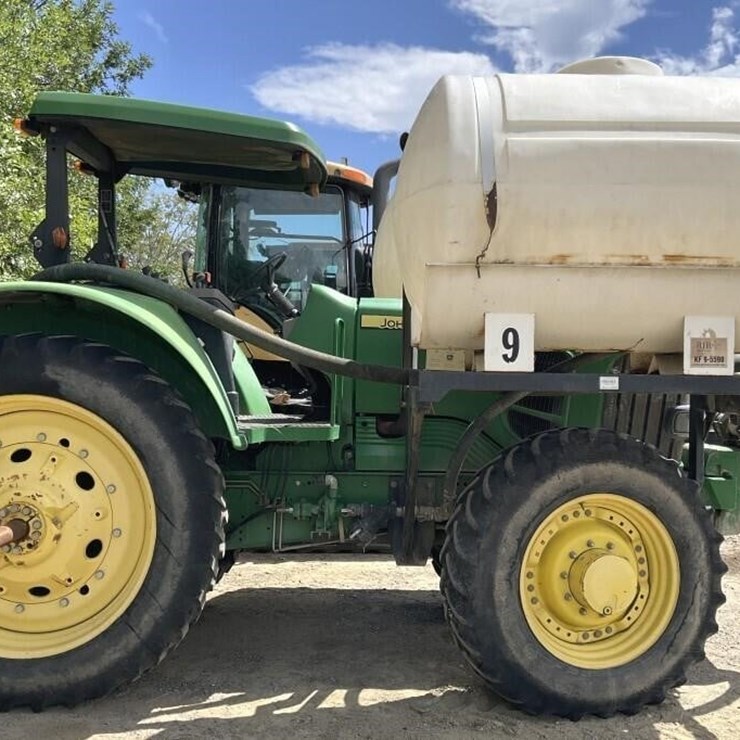 JOHN DEERE 7330
