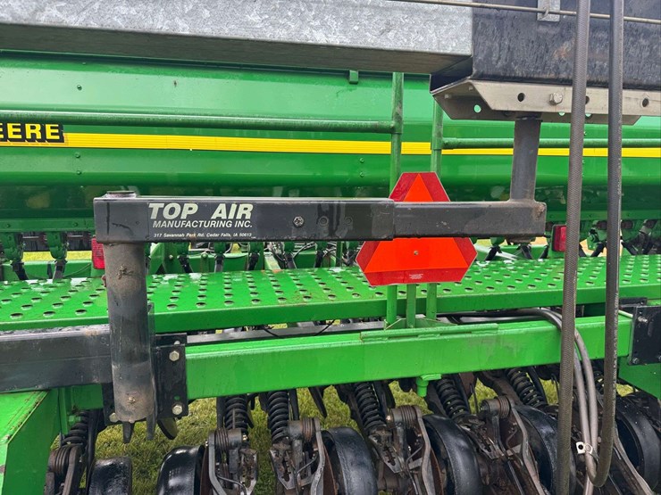 1998-john-deere-1560-image-11