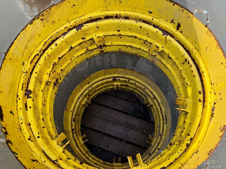 16.9-34-clamp-on-duals-with-12"-spacers-image-7