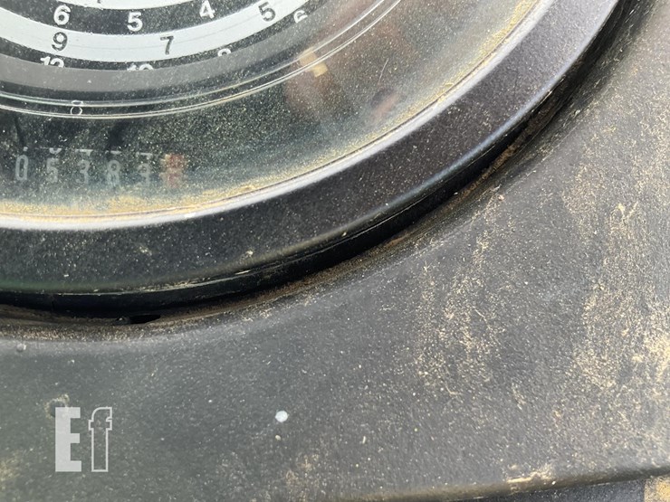 john-deere-2040-image-7