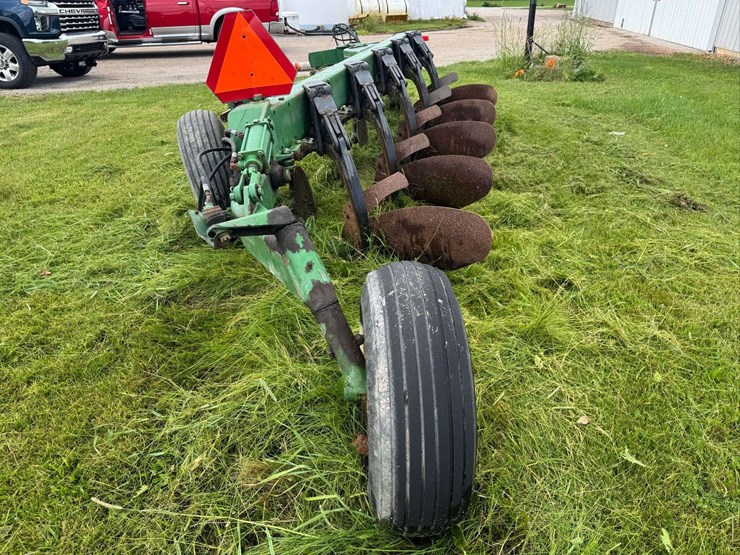 john-deere-2600-image-10