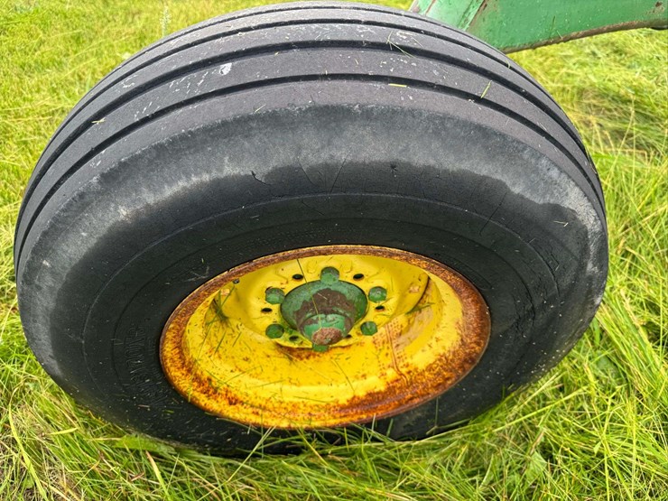 john-deere-2600-image-24