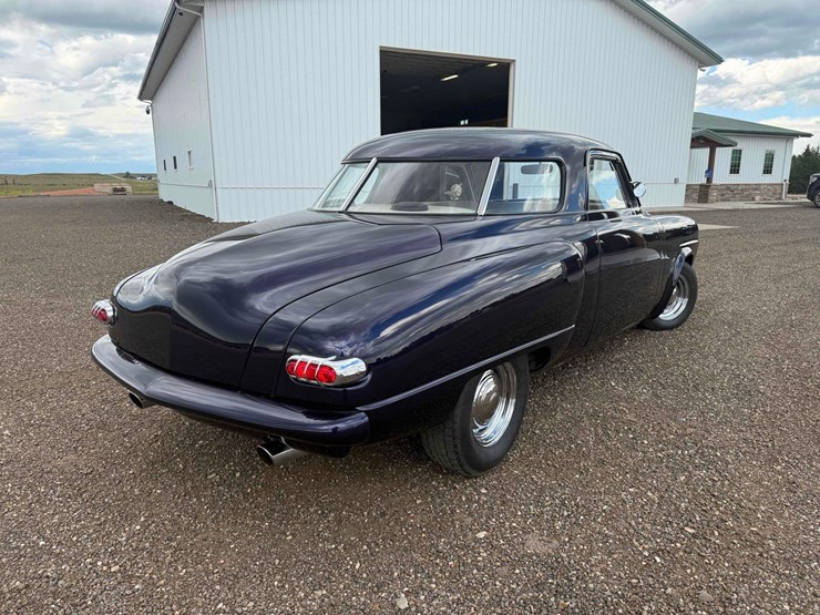1949-studebaker-starlight-coupe-image-8