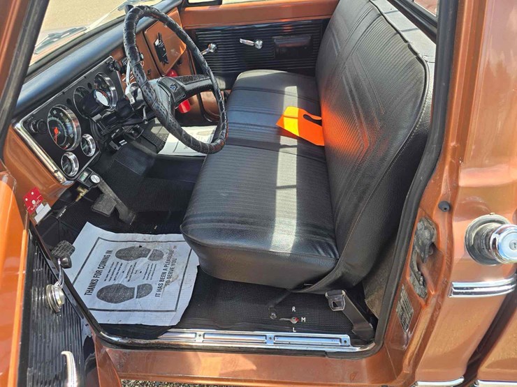 1970-chevrolet-c20-image-9