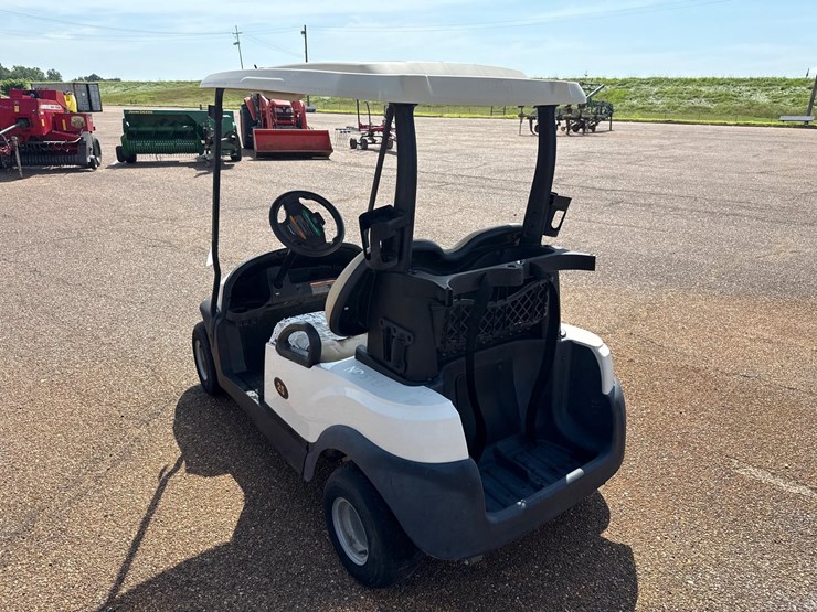 #9452-•-2021-club-car-precedent-w/charger-image-8