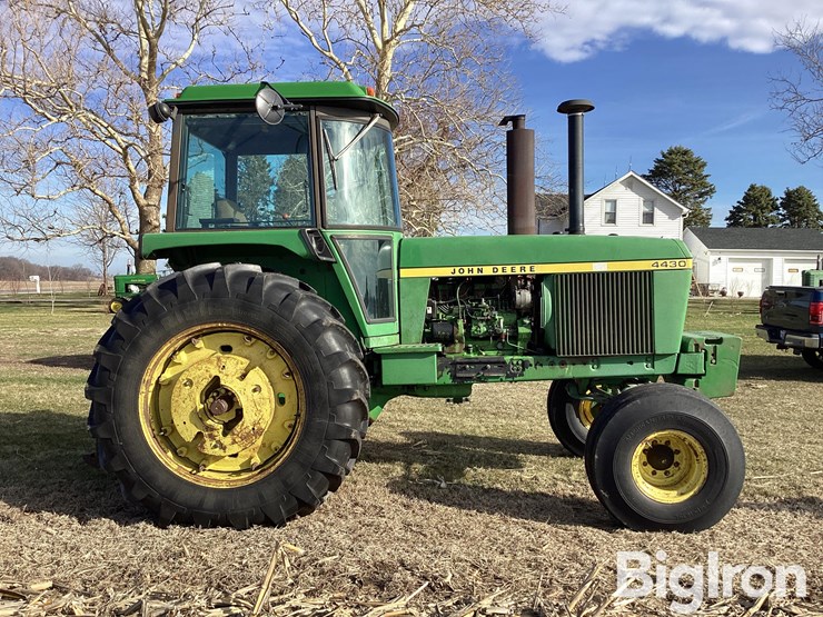 1977-john-deere-4430-image-4