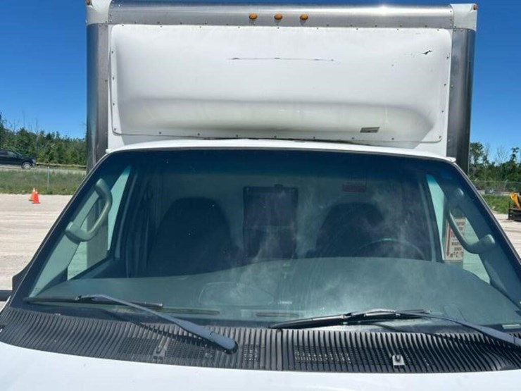 2008-ford-e450-image-31