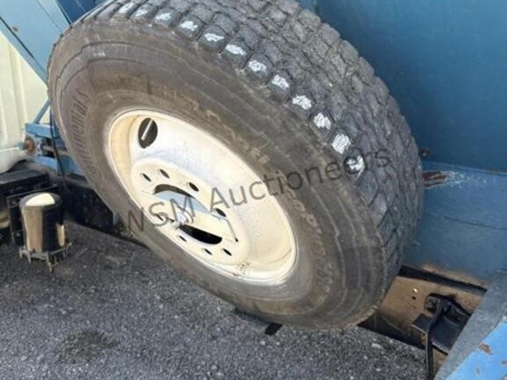 2000-international-4700-image-10