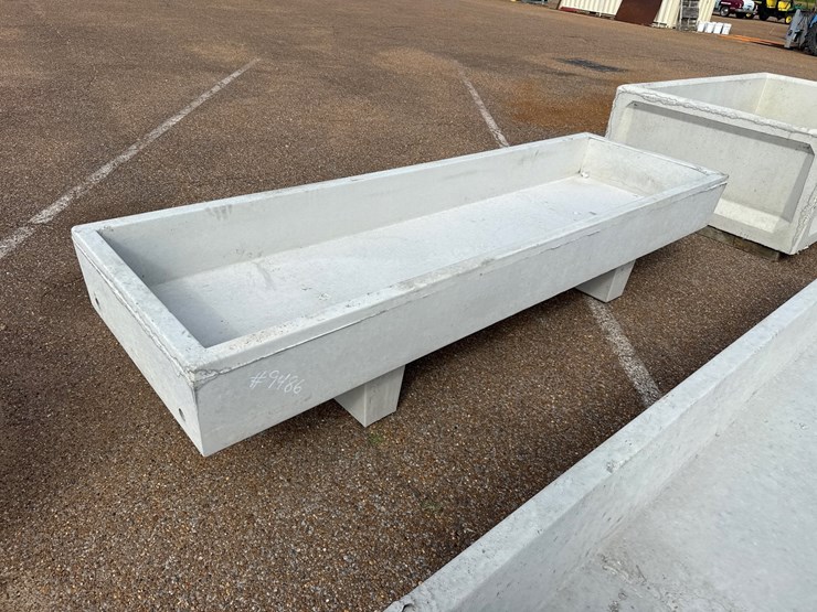 #9486-•-3x10-concrete-feed-trough-image-1