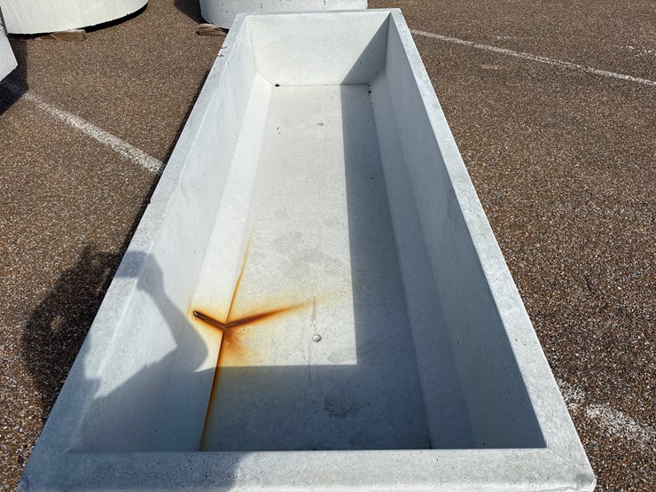 #9470-•-3x10-contrete-water-trough-image-6