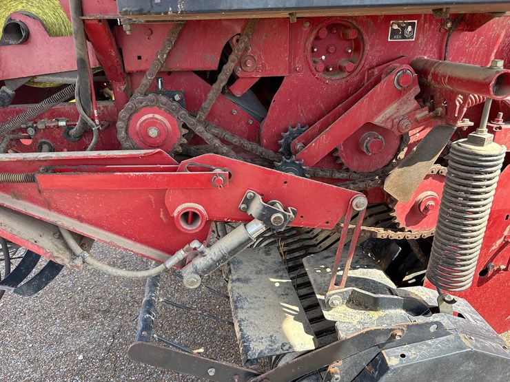 case-ih-rbx463-image-12