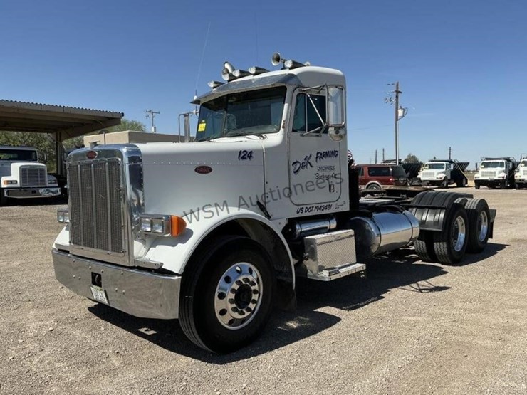 2001-peterbilt-379-image-1