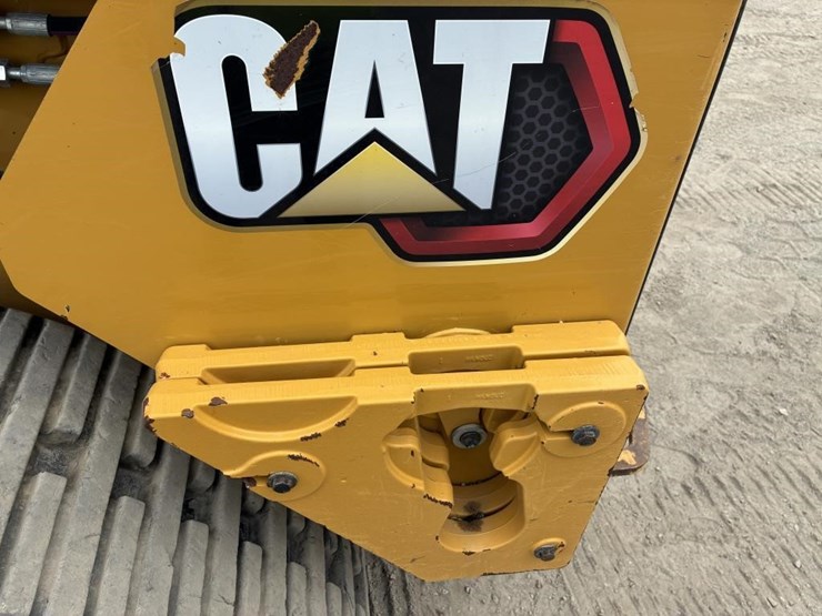 2019-caterpillar-259d3-image-14