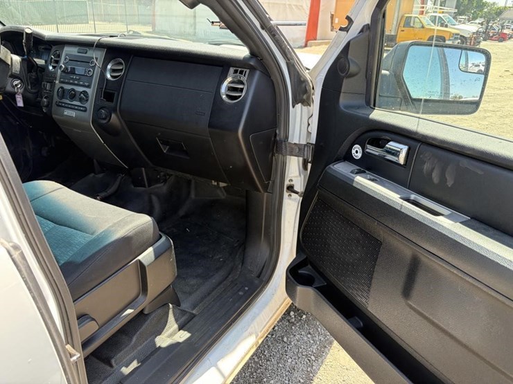 2017-ford-expedition-image-10