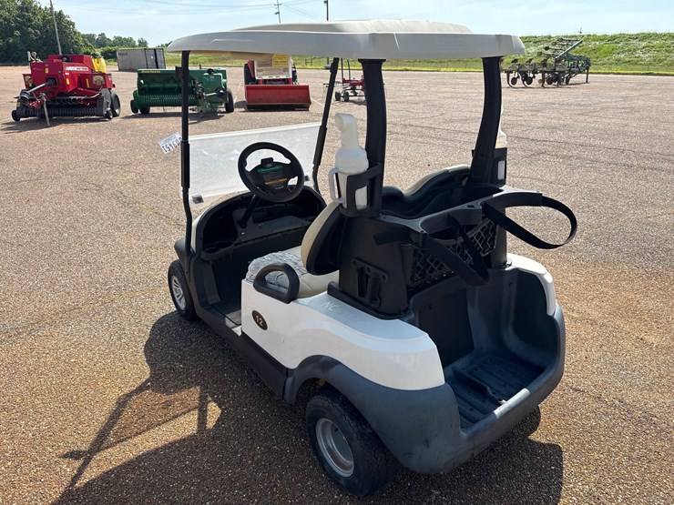 #9451-•-2021-club-car-precedent-w/charger-image-8