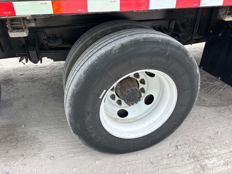2019-isuzu-ftr-image-52