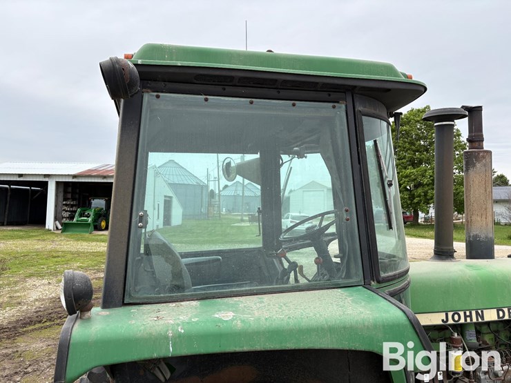 1982-john-deere-4440-image-13