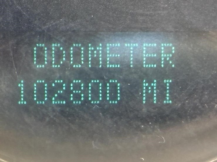 2011-chevrolet-silverado-2500-image-14