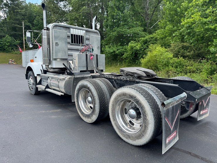 2007-kenworth-t800-image-6