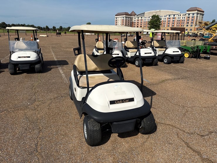 #9456-•-2021-club-car-precedent-w/charger-image-3