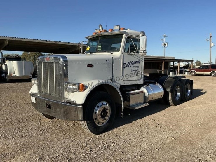 1995-peterbilt-379-image-1
