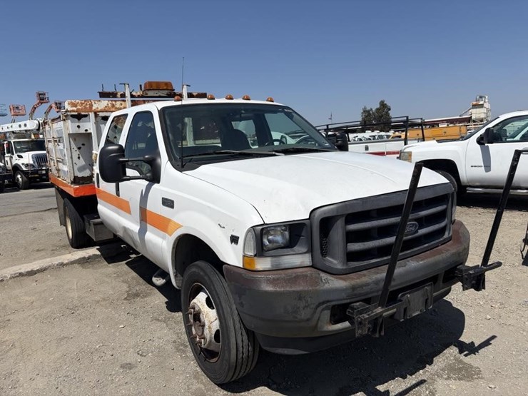 2002-ford-f450-image-2