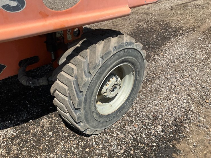 2007-jlg-400s-image-10